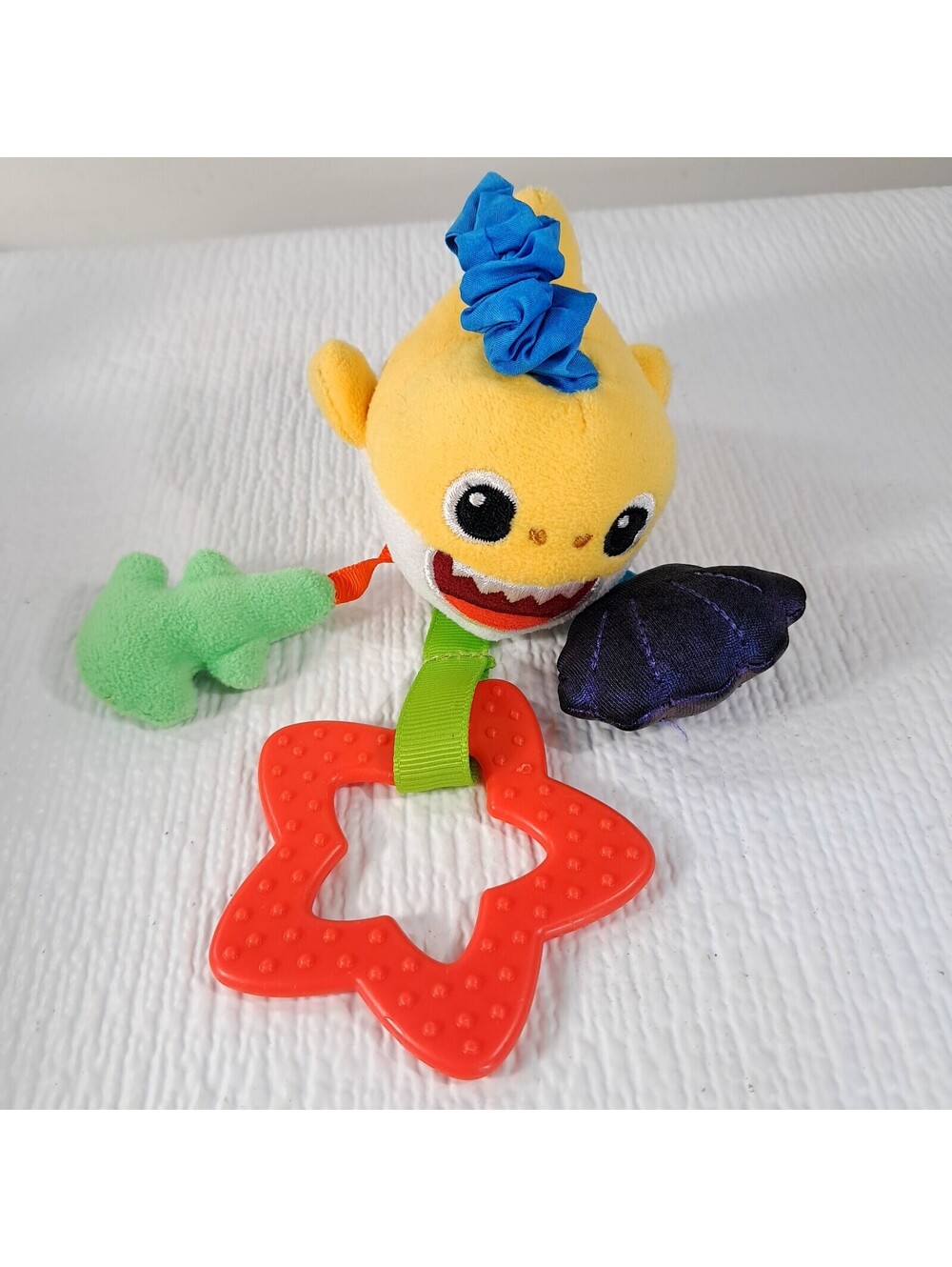 Pinkfong Baby Shark plush baby Toy jitter ring crib teether pull vibrating